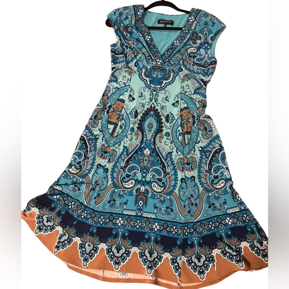 Jones of New York Dress Petite Deep v neck Cap Sleeves Multi Color Paisley
